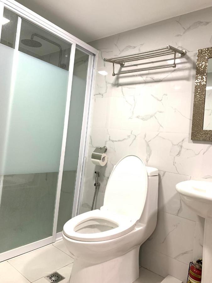 2 Bedroom Condo Unit With City And Mountain View Cebu Exterior foto