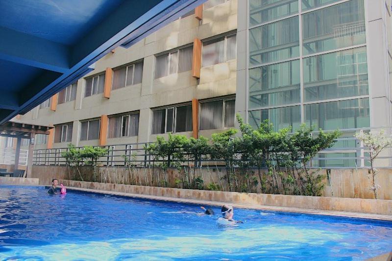 2 Bedroom Condo Unit With City And Mountain View Cebu Exterior foto