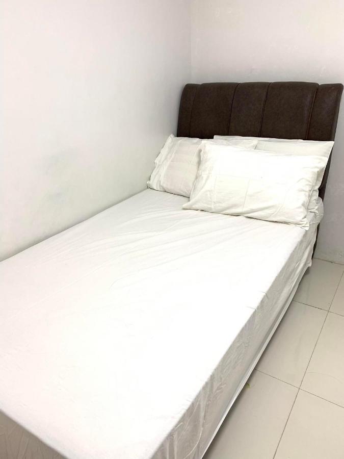 2 Bedroom Condo Unit With City And Mountain View Cebu Exterior foto