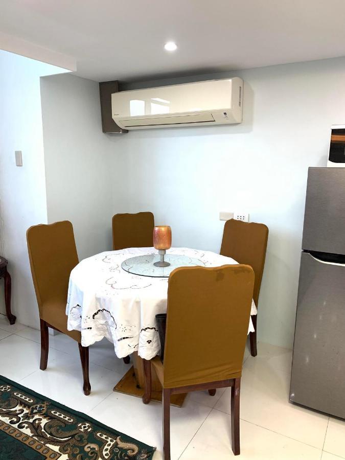 2 Bedroom Condo Unit With City And Mountain View Cebu Exterior foto