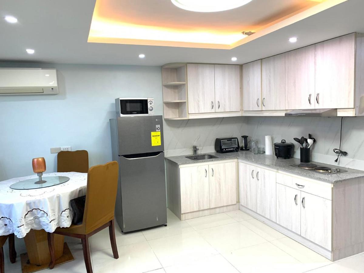 2 Bedroom Condo Unit With City And Mountain View Cebu Exterior foto